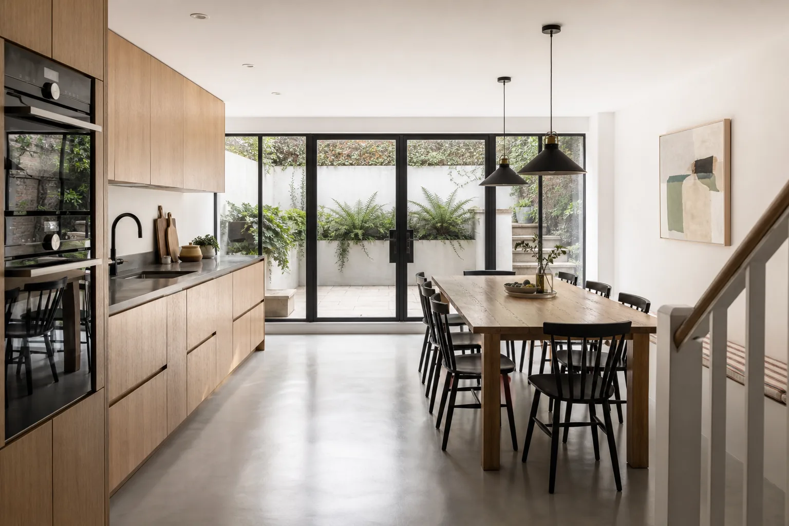 Basement Family Kitchen with a Sunken Garden in Belsize Park, London, photo 1 of 4
